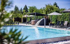 Hotel Aura Design & Garden Pool